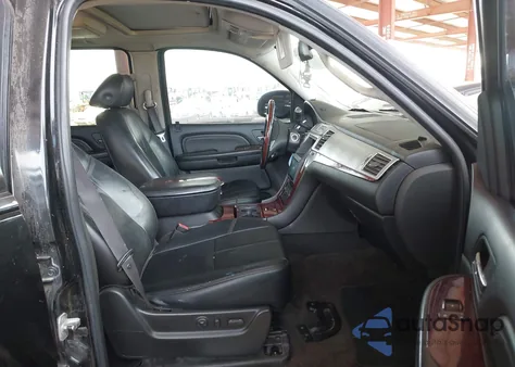 2008 Cadillac Escalade Standard from USA, damaged, VIN 1GYFK63868R200391